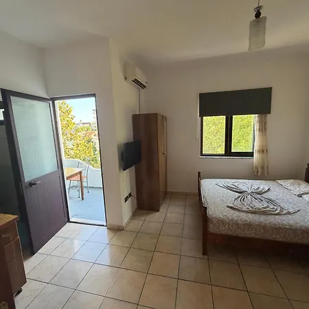 Fahria شقة فندقية Velipojë